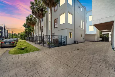 709 Reinicke Street, Houston, TX 77007 - Photo 1