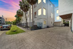 709 Reinicke St, Houston, TX 77007 - Photo 1