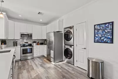 103 W Palm Street, Surfside Beach, TX 77541 - Photo 23