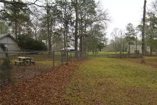 512 County Rd 2222, Cleveland, TX 77327 - Photo 11