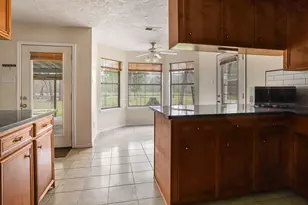 512 County Rd 2222, Cleveland, TX 77327 - Photo 23