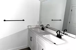 8438 Bay Rdg Cir, Baytown, TX 77523 - Photo 7