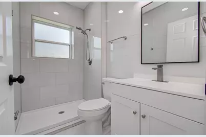 7530 Park Place Boulevard, Houston, TX 77087 - Photo 27