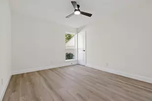 6207 Rollingbrook Dr, Houston, TX 77096 - Photo 29