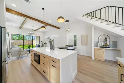 208 B E 31st Street, Houston, TX 77018 - Photo 5