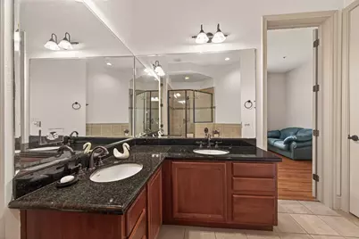 58 Briar Hollow Lane #204, Houston, TX 77027 - Photo 23