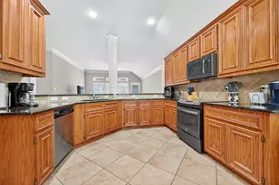 11031 Anilu Dr, Richmond, TX 77406 - Photo 13