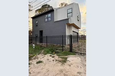 8331 Lanewood Drive, Houston, TX 77016 - Photo 1