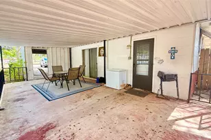 332 Henson St, El Campo, TX 77437 - Photo 25