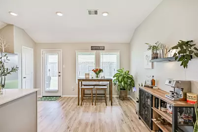 9606 Sterling Arbor Drive, Baytown, TX 77521 - Photo 7