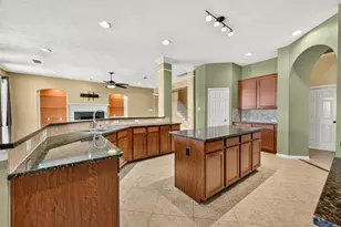 20102 Stanton Lake Dr, Cypress, TX 77433 - Photo 9