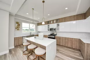 2014 Blodgett St, Houston, TX 77004 - Photo 1
