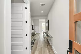 2014 Blodgett St, Houston, TX 77004 - Photo 5