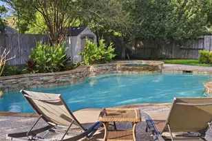 316 Falcon Lake Dr, Friendswood, TX 77546 - Photo 5