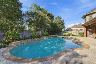 316 Falcon Lake Dr, Friendswood, TX 77546 - Photo 23