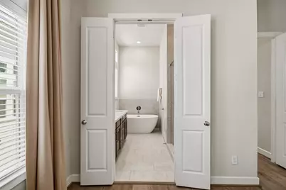 728 Carriage Knolls Drive, Houston, TX 77008 - Photo 23
