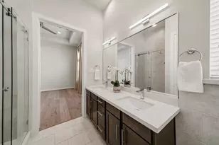 728 Carriage Knls Dr, Houston, TX 77008 - Photo 27