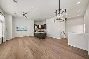 728 Carriage Knls Dr, Houston, TX 77008 - Photo 7