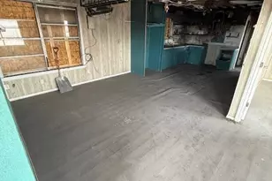 1301 N Ocean Dr, Port Lavaca, TX 77979 - Photo 9