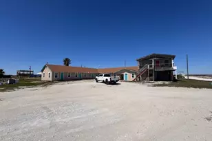 1301 N Ocean Dr, Port Lavaca, TX 77979 - Photo 5