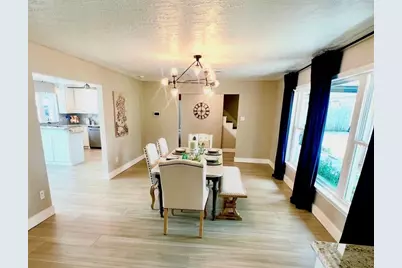 205 W Bayou Drive, Dickinson, TX 77539 - Photo 9