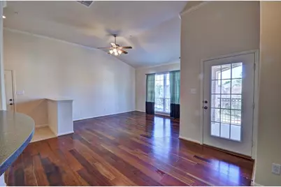 6607 Lake Woodlands Dr #531, The Woodlands, TX 77382 - Photo 9