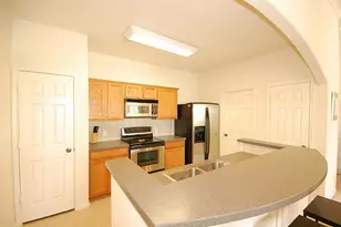 6607 Lake Woodlands Dr, The Woodlands, TX 77382 - Photo 5