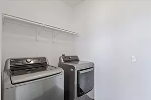 4715 Painted Bunting Ln, Baytown, TX 77521 - Photo 17