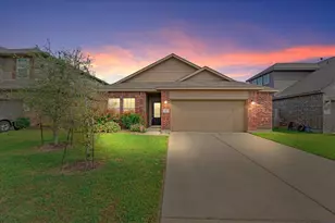 4715 Painted Bunting Ln, Baytown, TX 77521 - Photo 1