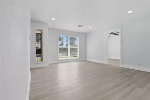 3923 Hickok Ln, Houston, TX 77047 - Photo 7