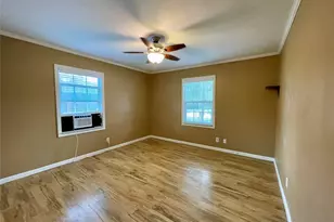 1113 Chevy Chase Dr, Angleton, TX 77515 - Photo 17