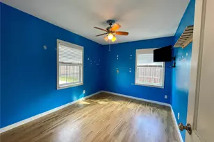 1113 Chevy Chase Dr, Angleton, TX 77515 - Photo 25