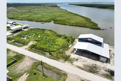 1569 Van Sant, Gilchrist, TX 77617 - Photo 5