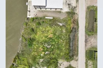 1569 Van Sant, Gilchrist, TX 77617 - Photo 3