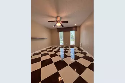 409 Bellmar Lane, Friendswood, TX 77546 - Photo 13