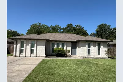 409 Bellmar Lane, Friendswood, TX 77546 - Photo 1