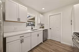 264 Parker Rd, Houston, TX 77076 - Photo 17