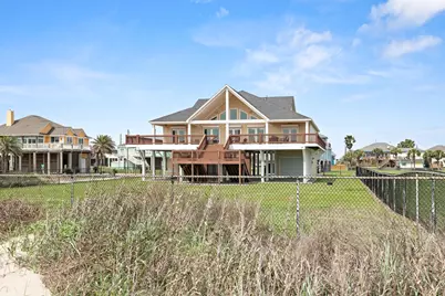 2130 Gulf, Crystal Beach, TX 77650 - Photo 47