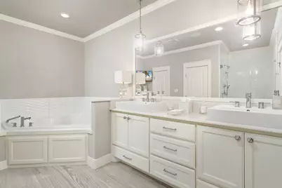 2130 Gulf, Crystal Beach, TX 77650 - Photo 19