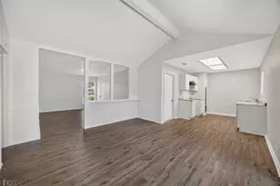 5114 Heatherbrook Dr, Houston, TX 77045 - Photo 7
