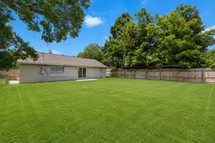 5114 Heatherbrook Dr, Houston, TX 77045 - Photo 21