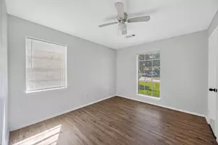 5114 Heatherbrook Dr, Houston, TX 77045 - Photo 13
