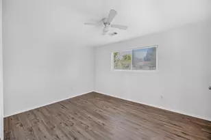 5114 Heatherbrook Dr, Houston, TX 77045 - Photo 17