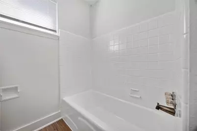 5114 Heatherbrook Drive, Houston, TX 77045 - Photo 17