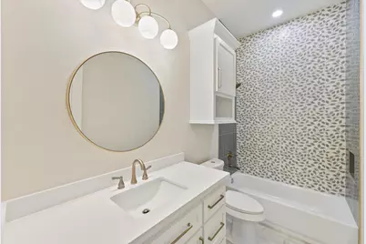 4046 Miramar Court, Galveston, TX 77554 - Photo 15