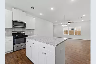2819 Pine Estate Lane, Houston, TX 77014 - Photo 15