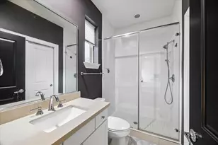 1235 Bonner St, Houston, TX 77007 - Photo 33