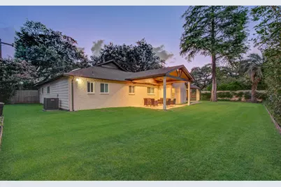 14603 Carolcrest Drive, Houston, TX 77079 - Photo 27