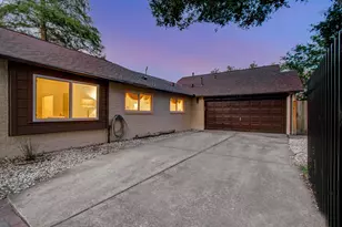 14603 Carolcrest Dr, Houston, TX 77079 - Photo 29