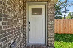 6805 Hart Oak Ct, Conroe, TX 77304 - Photo 5